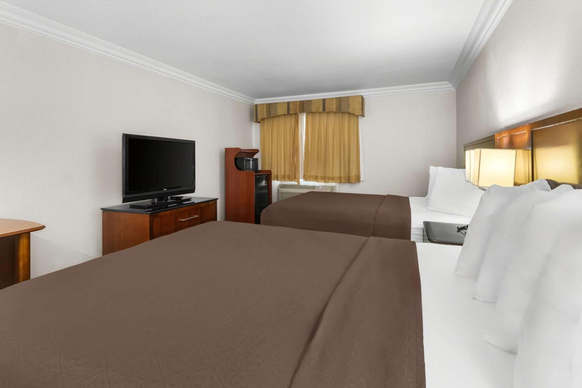 Surestay Plus By Best Western Fort Worth Benbrook Екстериор снимка