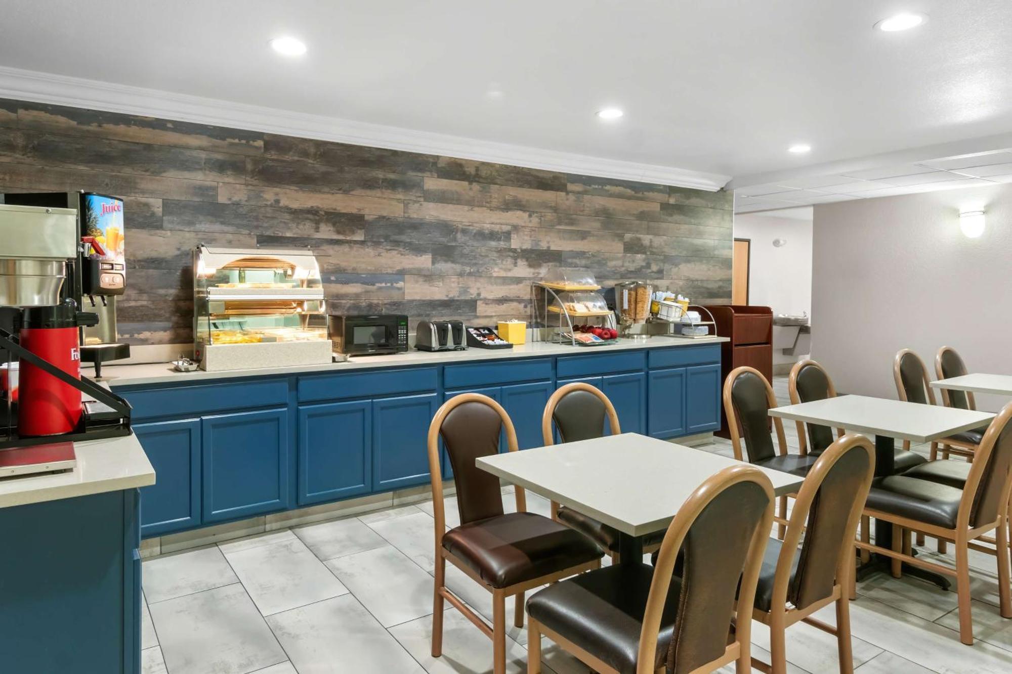 Surestay Plus By Best Western Fort Worth Benbrook Екстериор снимка