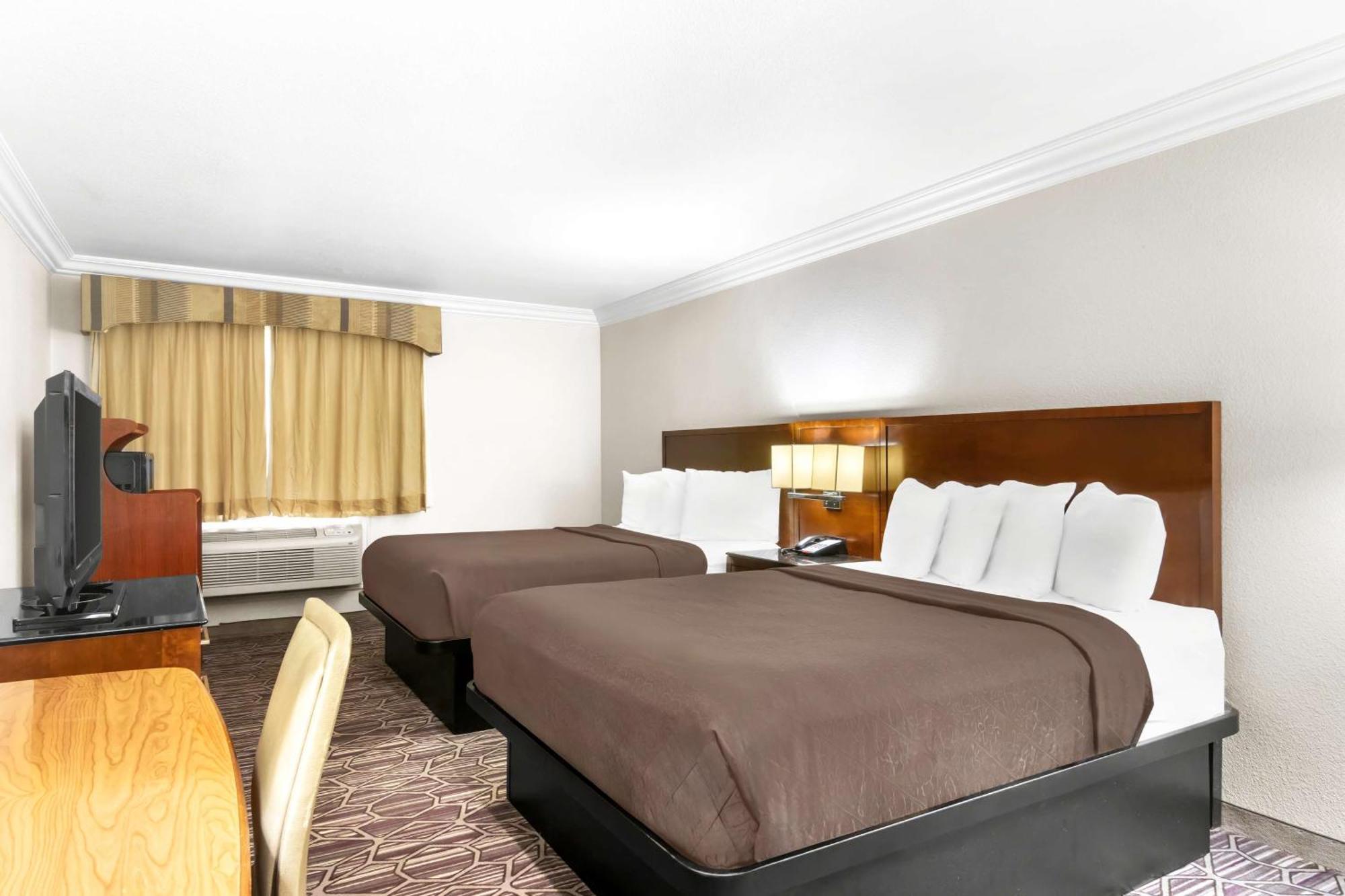 Surestay Plus By Best Western Fort Worth Benbrook Екстериор снимка