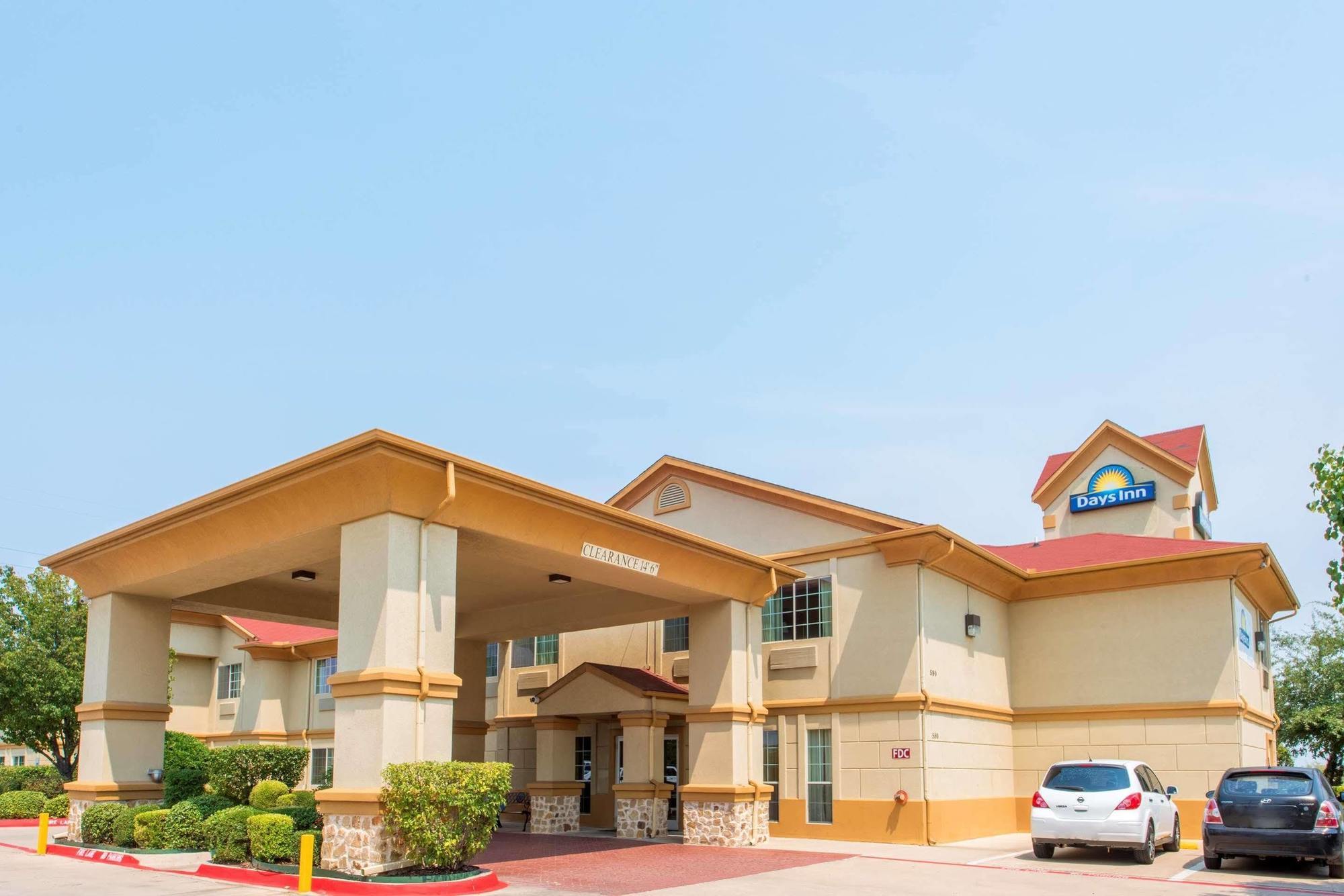 Surestay Plus By Best Western Fort Worth Benbrook Екстериор снимка